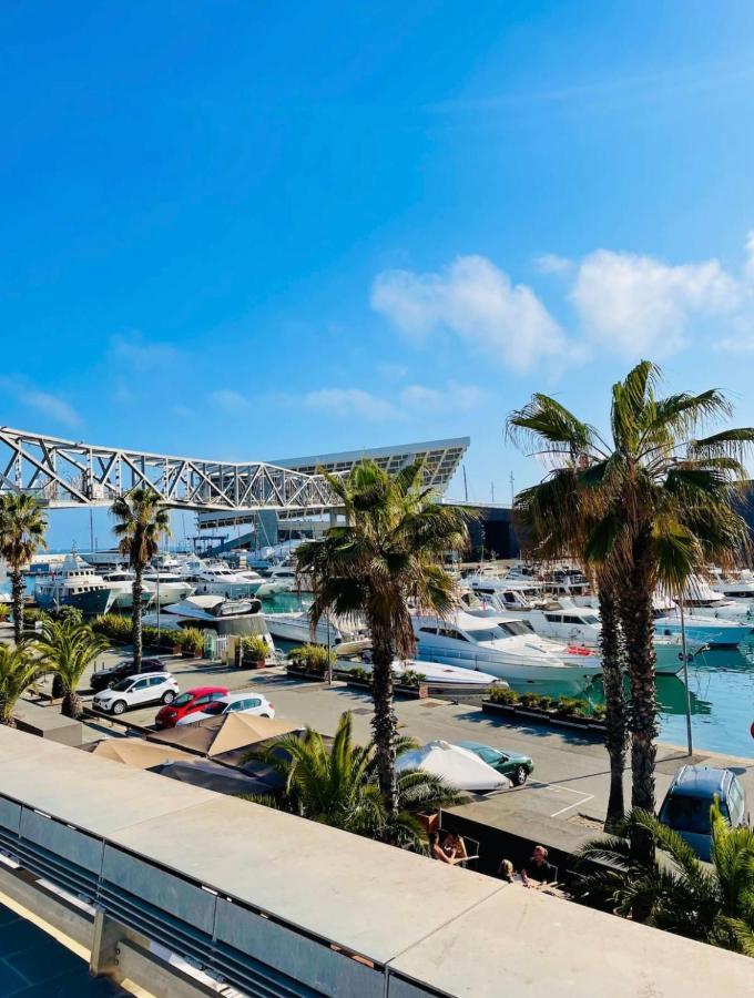 Yacht Hotel Barcelona Сант Адриа де Бесос Екстериор снимка